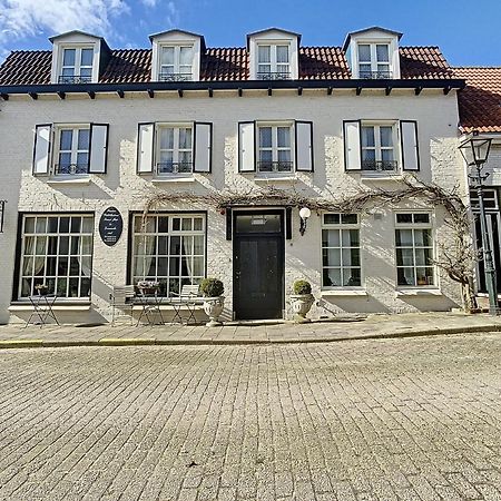 B&B Petit Chateau - Stijlvol Verblijf Centraal Gelegen In Zeeuws Vlaanderen Biervliet Екстериор снимка